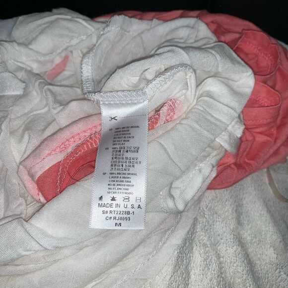 Love me midriff graphic top - Picture 7 of 7